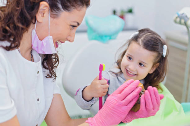Best Dental Bonding  in Sharon, TN